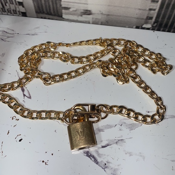 Authentic Louis Vuitton Lock with Chain - Picture 2 of 14